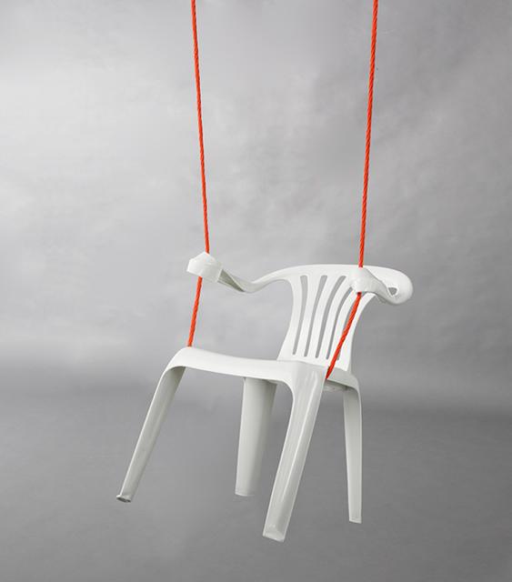 monobloc-rocking-chair-by-Bert-Loeschner-yellowtrace