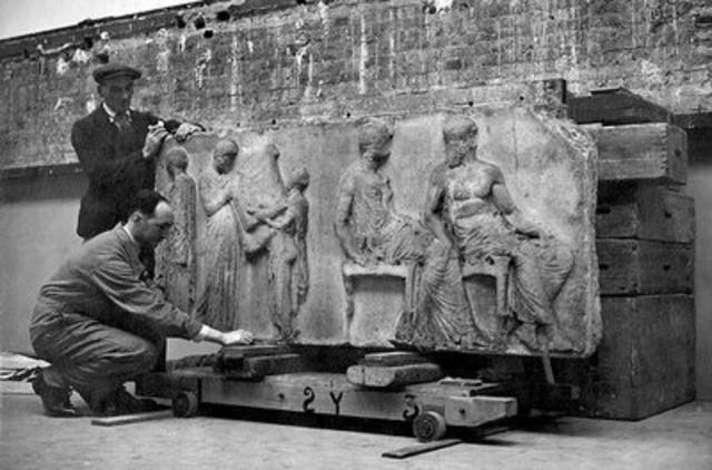 parthenon_marbles_removal1800-1812