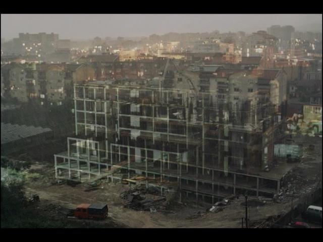Leonard-Qylafi- Estate -video-still-2007-2