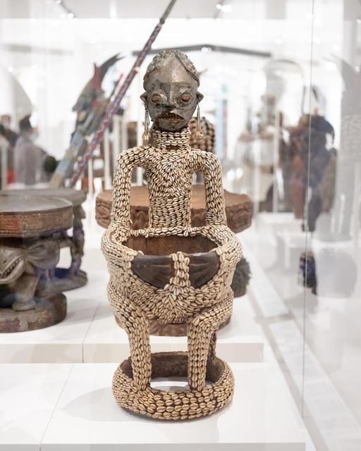 stolen scuplture from cameroon - germany